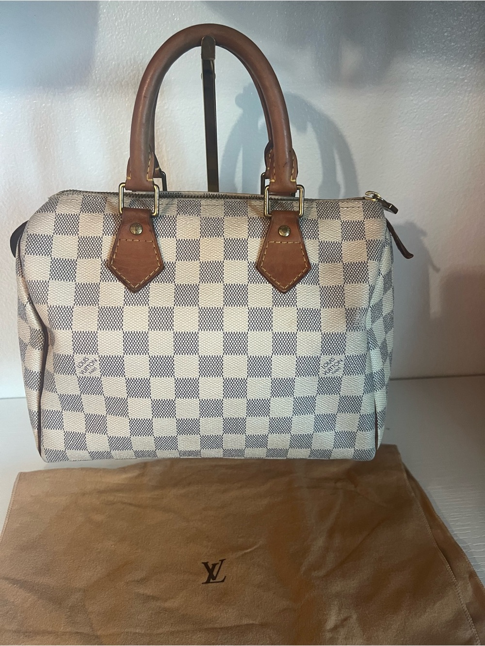 Louis Vuitton Damier Azur Speedy 25 - Picture 4 of 13